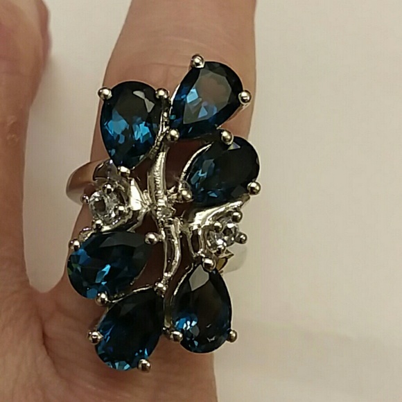 SOLD OUT - Picture 2 of 8